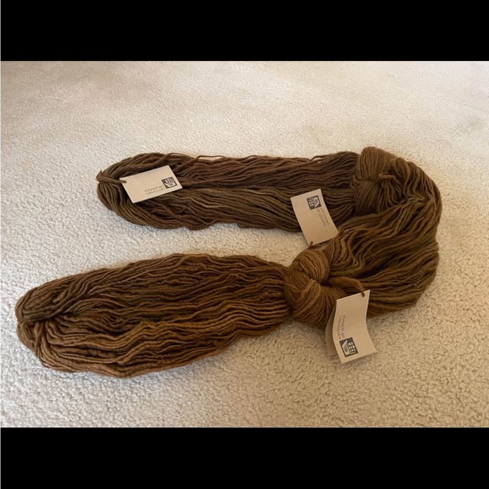 Mason de Urquiza Brown Yarn Skeins